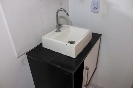Apartamento para alugar com 39m², 2 quartos e 1 vaga Apartamento para alugar com 39m², 2 quartos e 1 vagaBanheiro