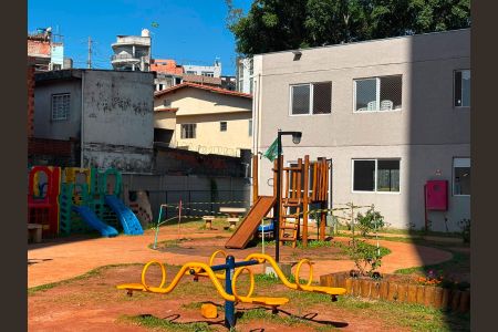Apartamento à venda com 42m², 2 quartos e sem vaga Apartamento à venda com 42m², 2 quartos e sem vagaPlayground