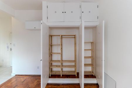 Studio para alugar com 30m², 1 quarto e sem vaga Studio para alugar com 30m², 1 quarto e sem vagaStudio