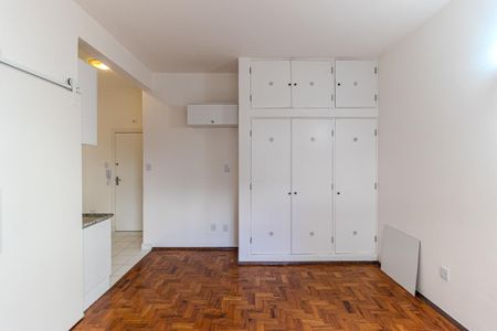 Studio para alugar com 30m², 1 quarto e sem vaga Studio para alugar com 30m², 1 quarto e sem vagaStudio