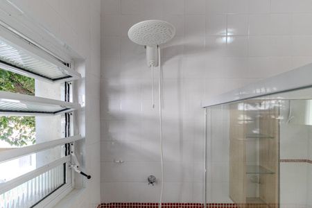 Studio para alugar com 30m², 1 quarto e sem vaga Studio para alugar com 30m², 1 quarto e sem vagaBanheiro