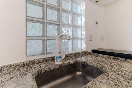 Cozinha de kitnet/studio para alugar com 1 quarto, 30m² em Vila Buarque, São Paulo