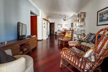 Apartamento à venda com 145m², 4 quartos e 2 vagas