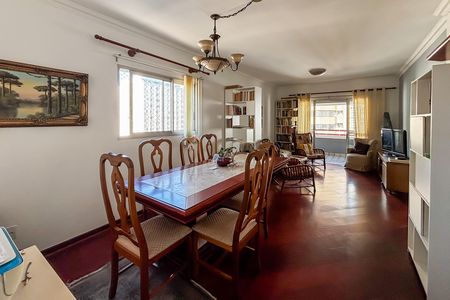 Apartamento à venda com 145m², 4 quartos e 2 vagas