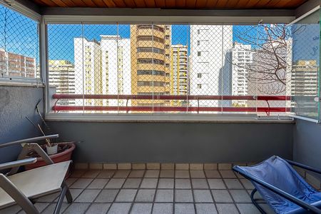 Apartamento à venda com 145m², 4 quartos e 2 vagas