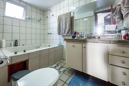 Apartamento à venda com 145m², 4 quartos e 2 vagas