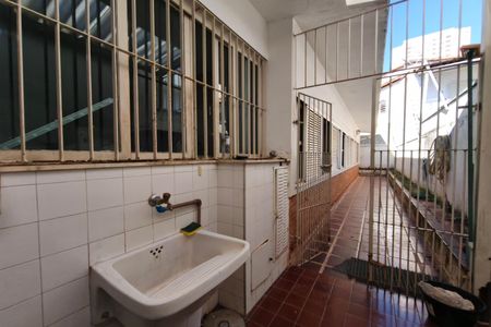 Casa à venda com 255m², 3 quartos e 3 vagasÁrea de Serviço