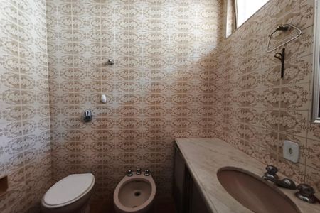 Casa à venda com 255m², 3 quartos e 3 vagasBanheiro Social