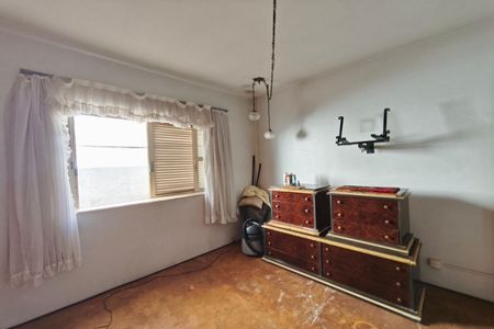 Casa à venda com 255m², 3 quartos e 3 vagasQuarto Suíte