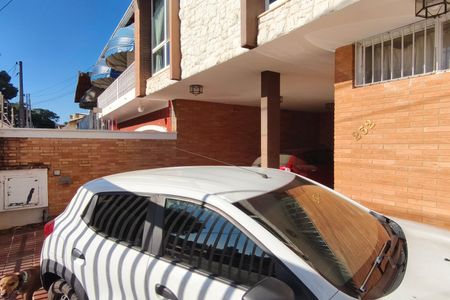 Casa à venda com 255m², 3 quartos e 3 vagasQuintal - Garagem