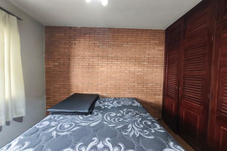 Casa à venda com 255m², 3 quartos e 3 vagasQuarto 2