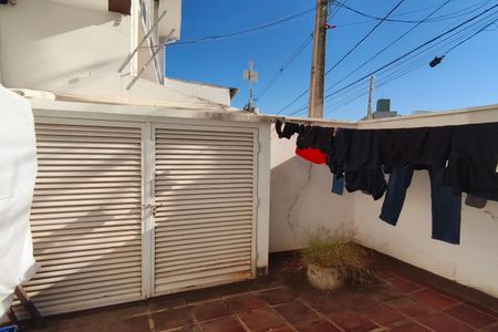 Casa à venda com 255m², 3 quartos e 3 vagasQuintal - Garagem