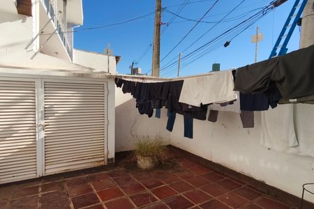 Casa à venda com 255m², 3 quartos e 3 vagasQuintal - Garagem