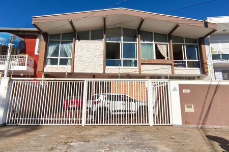 Fachada de casa à venda com 3 quartos, 255m² em Vila Nova Sao Jose, Campinas