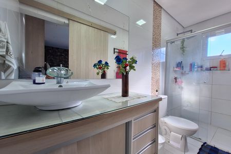 Apartamento à venda com 152m², 4 quartos e 2 vagas Apartamento à venda com 152m², 4 quartos e 2 vagasBanheiro da Suíte