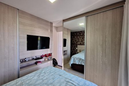 Apartamento à venda com 152m², 4 quartos e 2 vagas Apartamento à venda com 152m², 4 quartos e 2 vagasSuíte