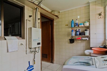 Apartamento à venda com 120m², 3 quartos e 2 vagas Apartamento à venda com 120m², 3 quartos e 2 vagasÁrea de Serviço