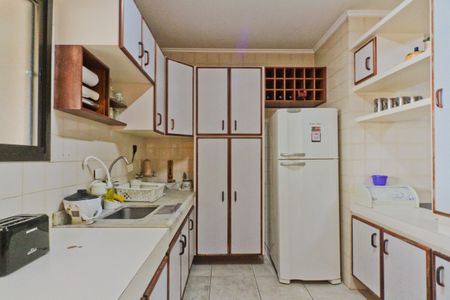 Apartamento à venda com 120m², 3 quartos e 2 vagas Apartamento à venda com 120m², 3 quartos e 2 vagasCozinha