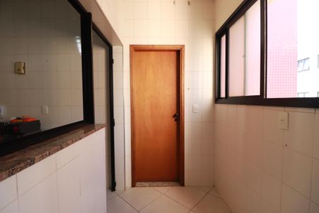 Apartamento para alugar com 100m², 3 quartos e 1 vagaÁrea de serviço 