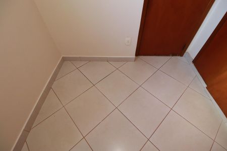Apartamento para alugar com 100m², 3 quartos e 1 vagaQuarto de serviço 