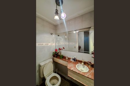 Apartamento à venda com 211m², 3 quartos e 3 vagasLavabo