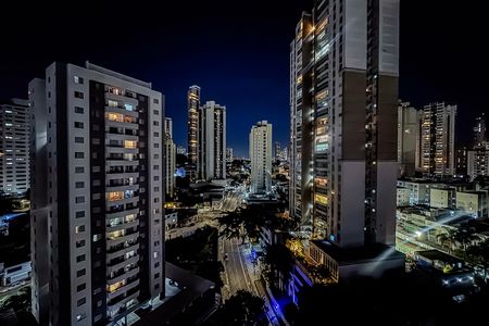 Apartamento à venda com 211m², 3 quartos e 3 vagasVista do Quarto 2