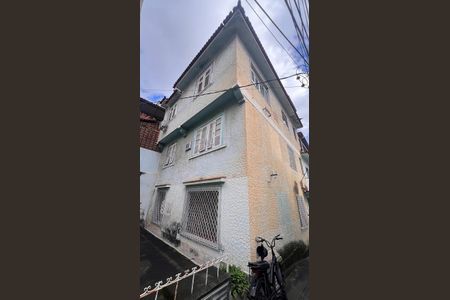 Apartamento à venda com 72m², 2 quartos e sem vaga Apartamento à venda com 72m², 2 quartos e sem vagaFachada