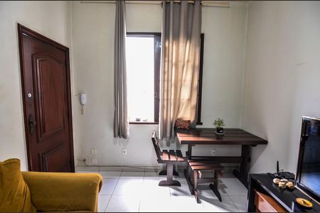 Apartamento à venda com 72m², 2 quartos e sem vaga Apartamento à venda com 72m², 2 quartos e sem vagaSala