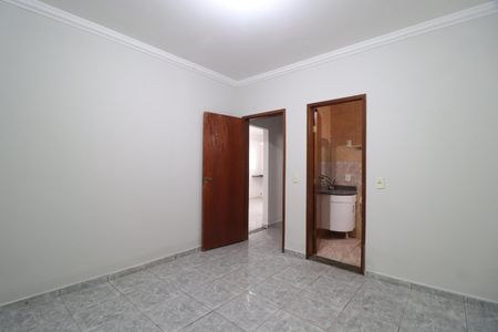 Quarto 1 - Suíte de casa para alugar com 2 quartos, 70m² em Jardim Europa, Uberlândia