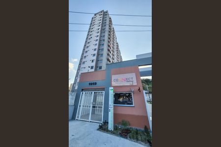 Frente do Condomínio  de apartamento para alugar com 2 quartos, 38m² em Bonsucesso, Rio de Janeiro