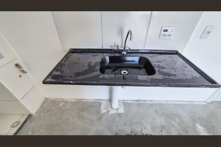 Cozinha e Área de Serviço de apartamento para alugar com 2 quartos, 38m² em Bonsucesso, Rio de Janeiro