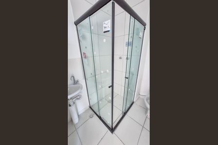 Banheiro  de apartamento para alugar com 2 quartos, 38m² em Bonsucesso, Rio de Janeiro