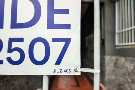 Apartamento à venda com 48m², 1 quarto e sem vaga Apartamento à venda com 48m², 1 quarto e sem vagaFachada