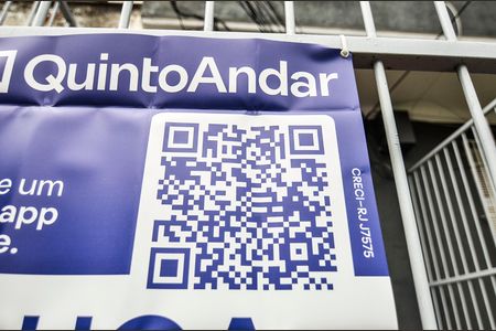 Apartamento à venda com 48m², 1 quarto e sem vaga Apartamento à venda com 48m², 1 quarto e sem vagaFachada