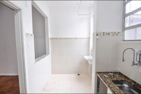 Apartamento à venda com 48m², 1 quarto e sem vaga Apartamento à venda com 48m², 1 quarto e sem vagaCozinha