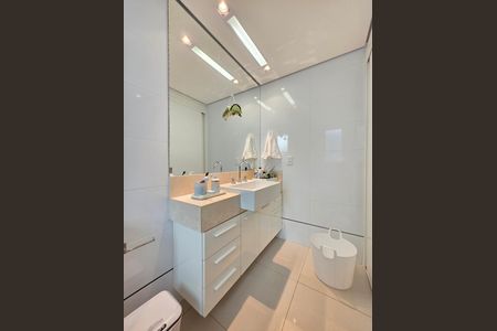 Banheiro da Suíte 2 de apartamento à venda com 3 quartos, 161m² em Cruzeiro, Belo Horizonte