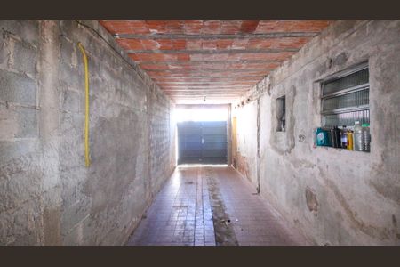 Garagem de casa para alugar com 1 quarto, 250m² em São Rafael, São Paulo