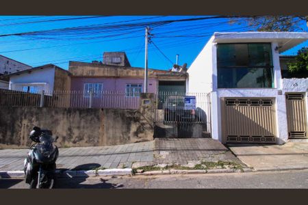 Fachada de casa para alugar com 1 quarto, 250m² em São Rafael, São Paulo