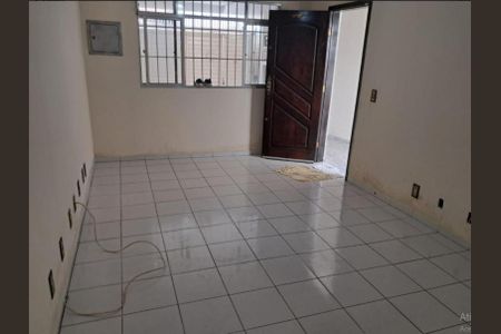 Casa à venda com 202m², 4 quartos e 2 vagas Casa à venda com 202m², 4 quartos e 2 vagasFoto 01