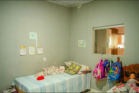 Casa à venda com 4 quartos, 300m² em Residencial Brisas da Mata, Goiânia