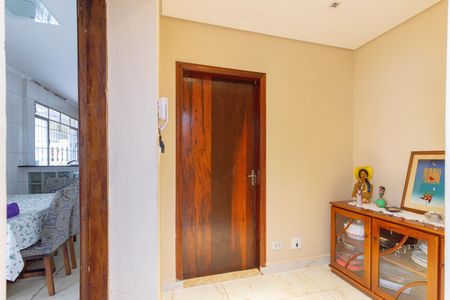 Casa à venda com 400m², 3 quartos e 8 vagas Casa à venda com 400m², 3 quartos e 8 vagasCorredor