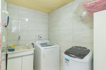 Casa à venda com 400m², 3 quartos e 8 vagas Casa à venda com 400m², 3 quartos e 8 vagasLavanderia