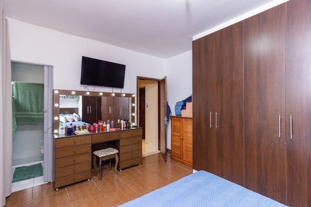 Quarto 2 de casa à venda com 3 quartos, 400m² em Parque Pan Americano, São Paulo