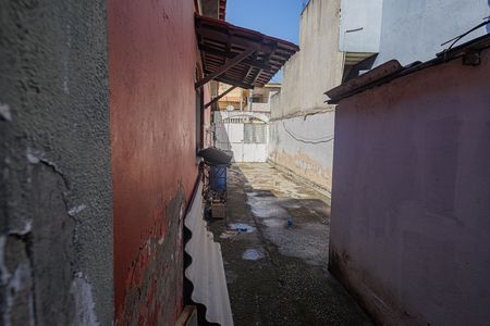 Garagem de casa à venda com 2 quartos, 108m² em Campo Grande, Rio de Janeiro