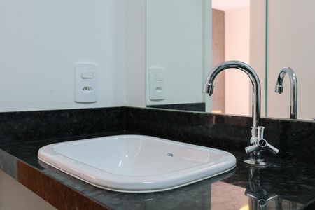 Apartamento para alugar com 34m², 2 quartos e sem vagaBanheiro social