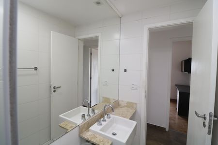 Apartamento à venda com 170m², 3 quartos e 2 vagasBanheiro