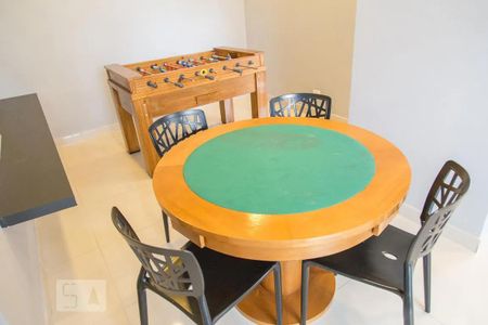 Apartamento à venda com 170m², 3 quartos e 2 vagas Apartamento à venda com 170m², 3 quartos e 2 vagasSala de Jogos