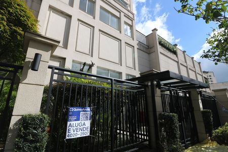 Apartamento à venda com 170m², 3 quartos e 2 vagasFachada e portaria