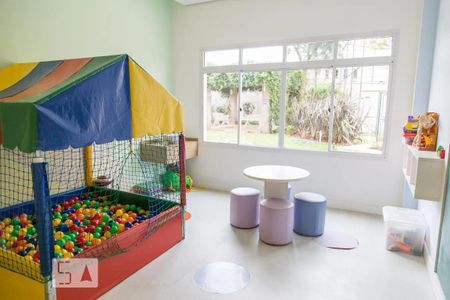 Apartamento à venda com 170m², 3 quartos e 2 vagas Apartamento à venda com 170m², 3 quartos e 2 vagasBrinquedoteca