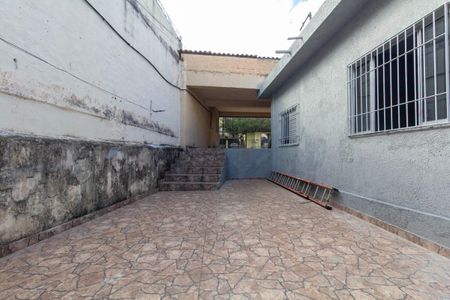 Quintal de casa para alugar com 2 quartos, 70m² em Cidade Líder, São Paulo